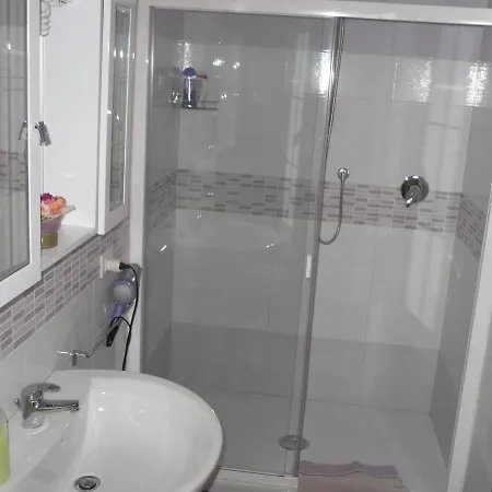 Da Angela - Con Bagno Privato A Vicino Al Centro 3* Foligno