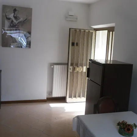 Pensión Da Angela - Con Bagno Privato A Vicino Al Centro Foligno